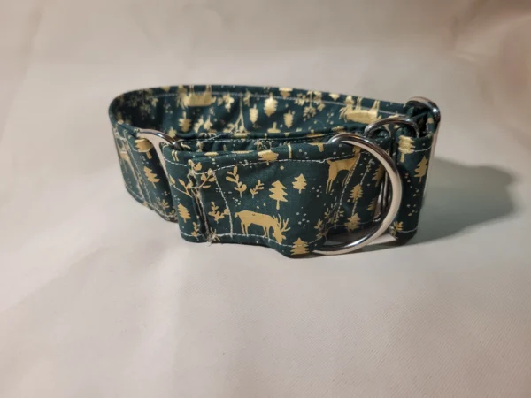 collier chien martingale dogs safety en 5 cm ou 50 mm modele cerf doré vert noel vue de trois quart